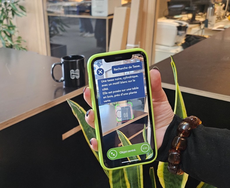 A l'aide de leur smartphone les clients peuvent scanner leur environnement